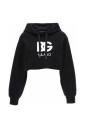 zwarte-hoodie-met-geborduurd-logo