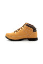 boots-a-lacets