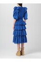 robe-midi-a-volants-avec-detail-decoupe