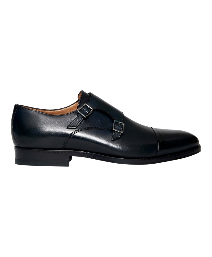 chaussures-montantes-en-cuir-bleu