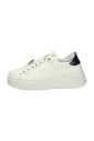 lage-sneakers