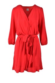 Czerwona sukienka z kolekcji Pinko