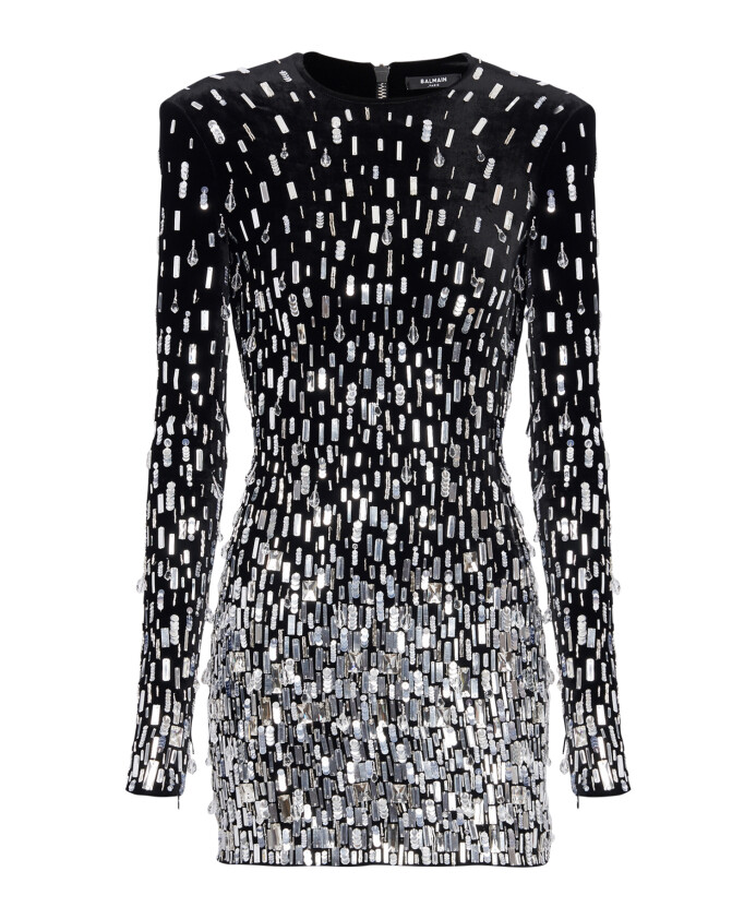 robe-courte-brodee-de-sequins