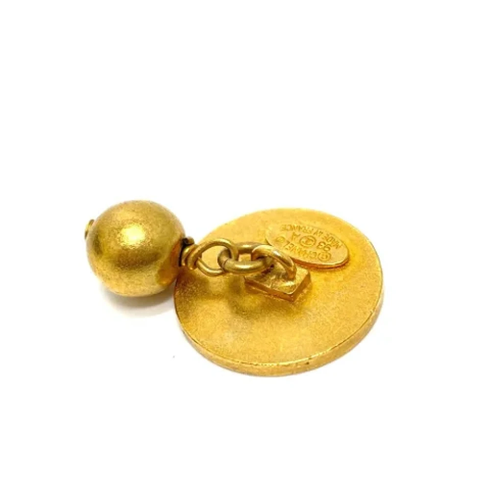 Chanel Vintage Pre-owned Metal home-office Yellow Dames