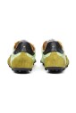 sneakers-vertes-avec-semelle-en-caoutchouc