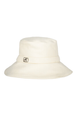 logo-detail-wool-hat
