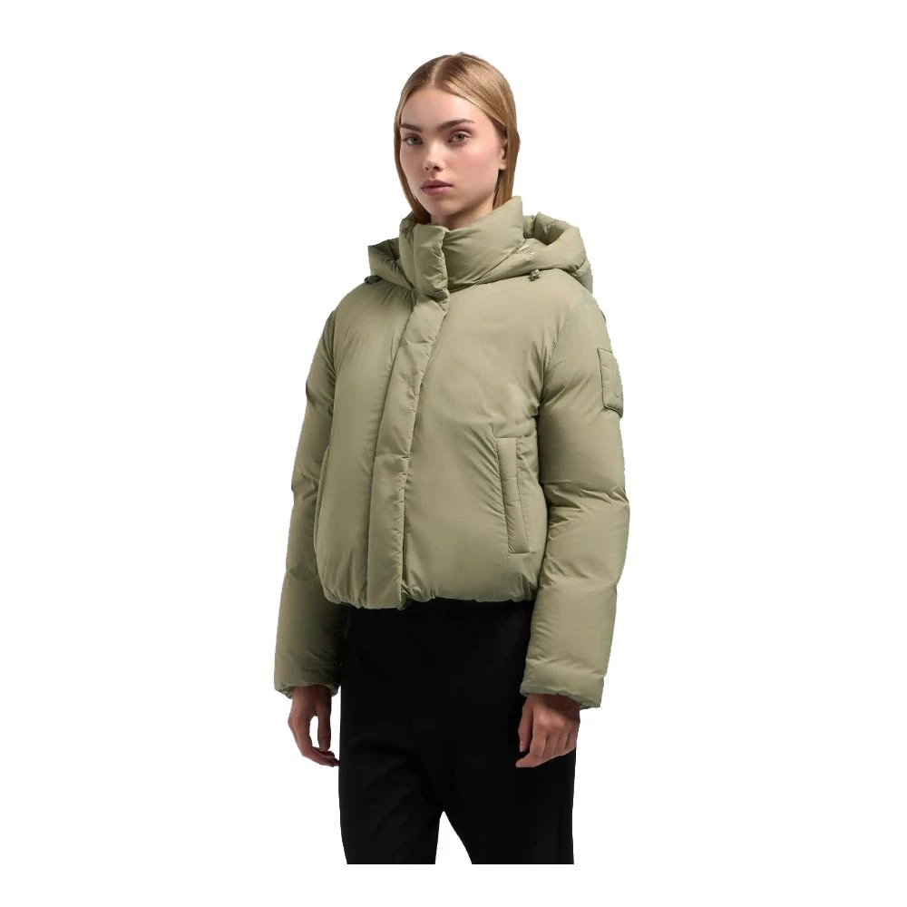 Moose Knuckles Korte Nylon Donsjas met Capuchon Green Dames