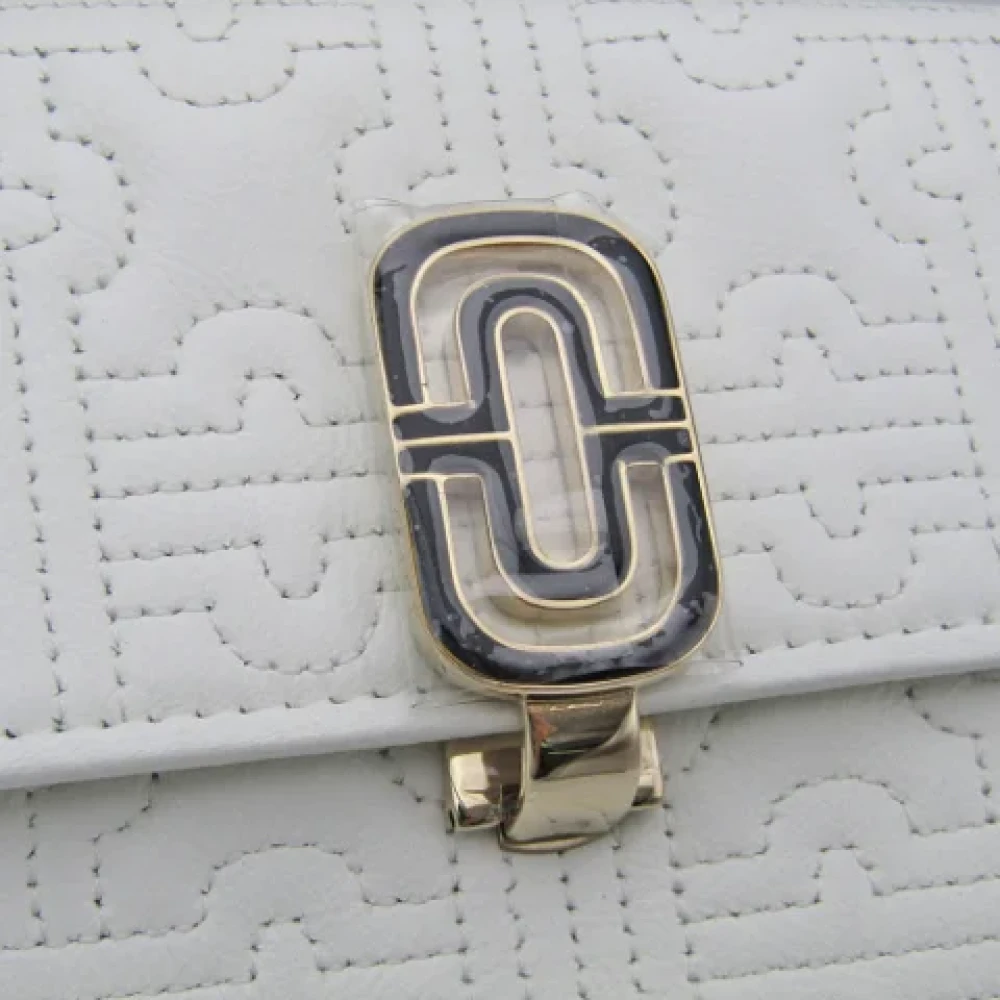 Bvlgari Vintage Pre-owned Leather wallets White Dames