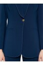 veste-crepe-avec-surpiqures-contrastees