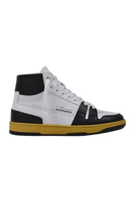 me231014-white-sneakers