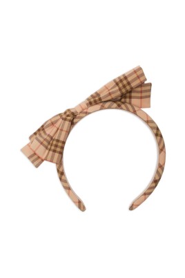 enfants-gris-accessoires-a-carreaux-avec