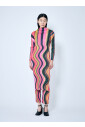 robe-midi-plissee-a-motif-graphique