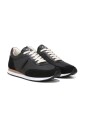 baskets-noires-a-lacets