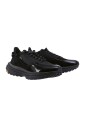 sneaker-sportif-avec-design-reflechi