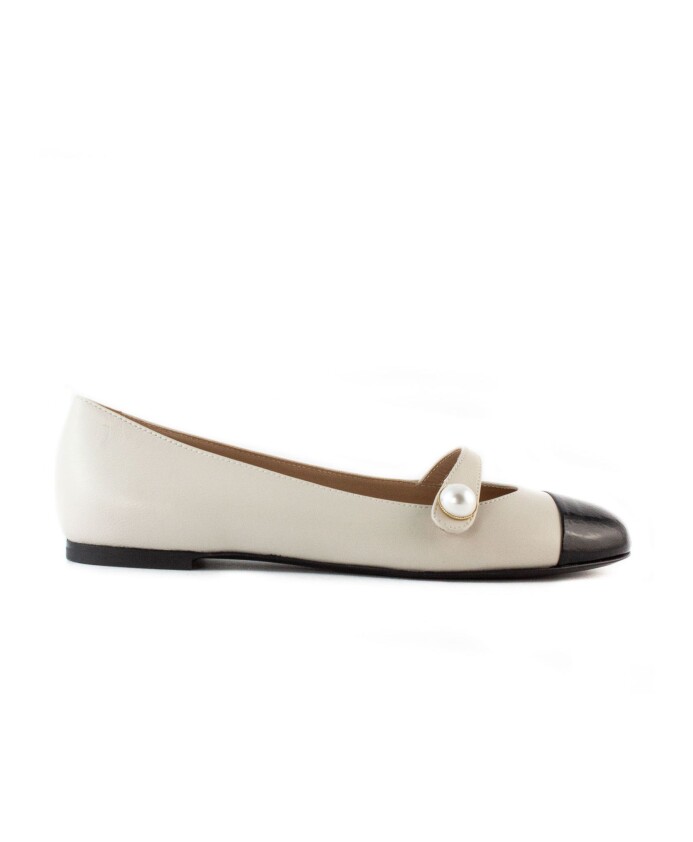 witte-ballerina-band-knoop-leren-zool