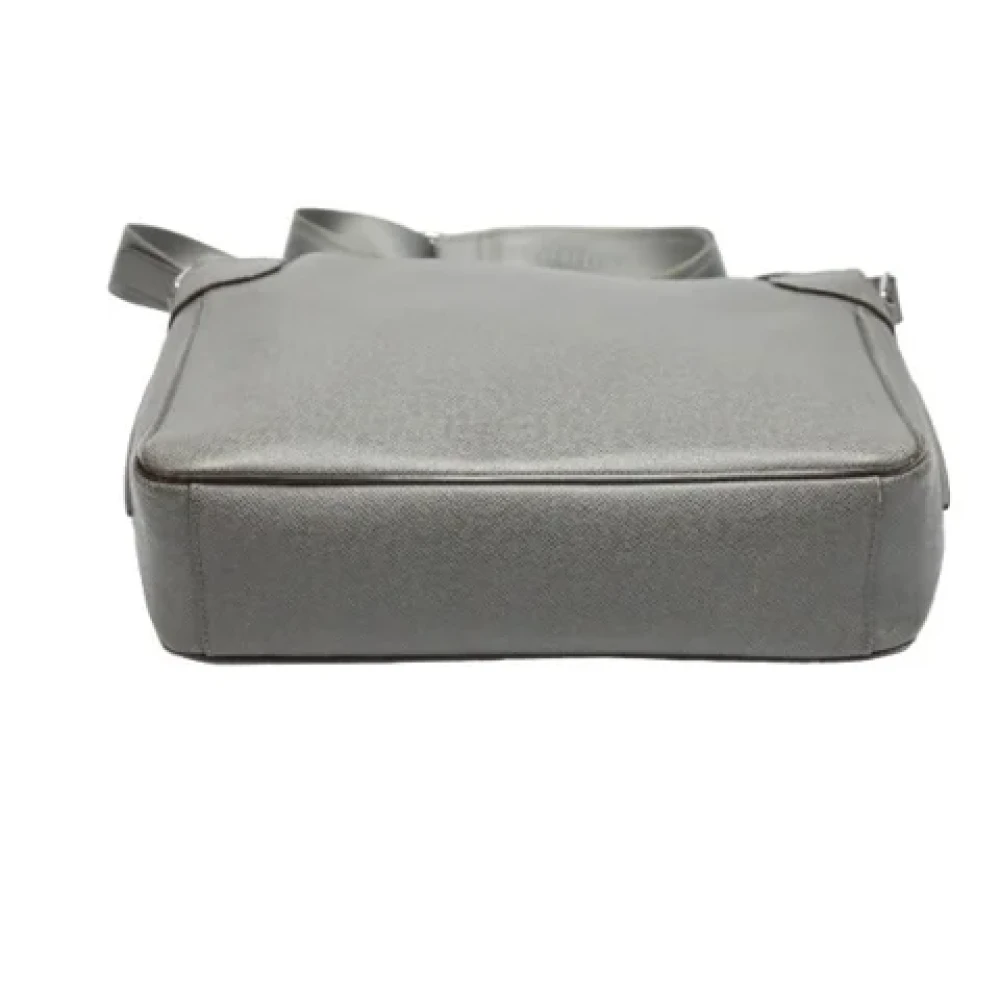 Louis Vuitton Vintage Pre-owned Leather louis-vuitton-bags Gray Dames