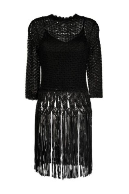 black-knitted-sweater-aw23