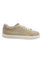 sneakers-a-lacets-en-daim