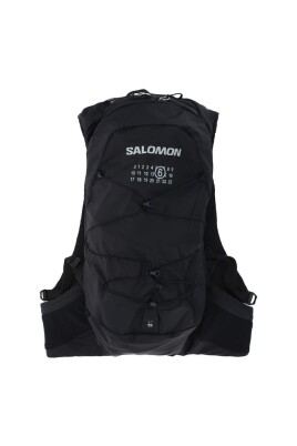contrast-backpack-with-technical-inserts