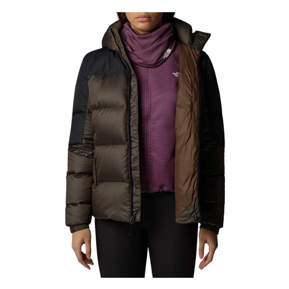 The North Face Gewatteerde jas met capuchon en gerecyclede isolatie Brown Dames