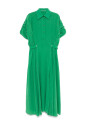 robe-elegante-avec-un-design-unique