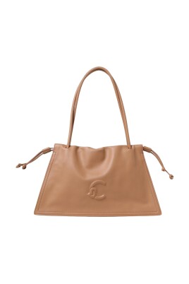 black-leather-drawstring-shoulder-bag