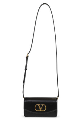 black-leather-crossbody-bag-with-vlogo
