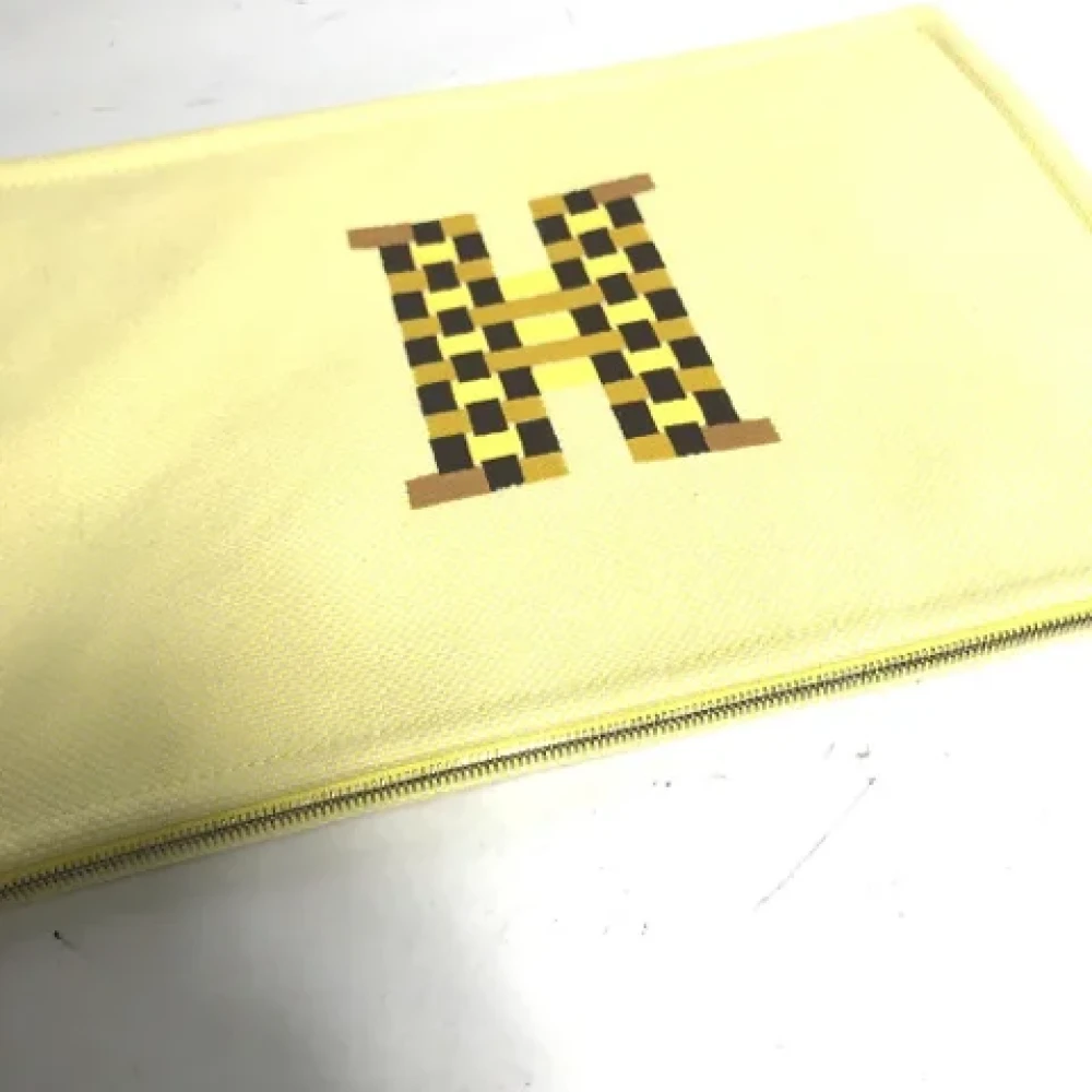 Hermès Vintage Pre-owned Fabric pouches Yellow Dames