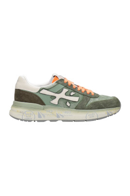 sneakers-vertes-en-tissu-technique