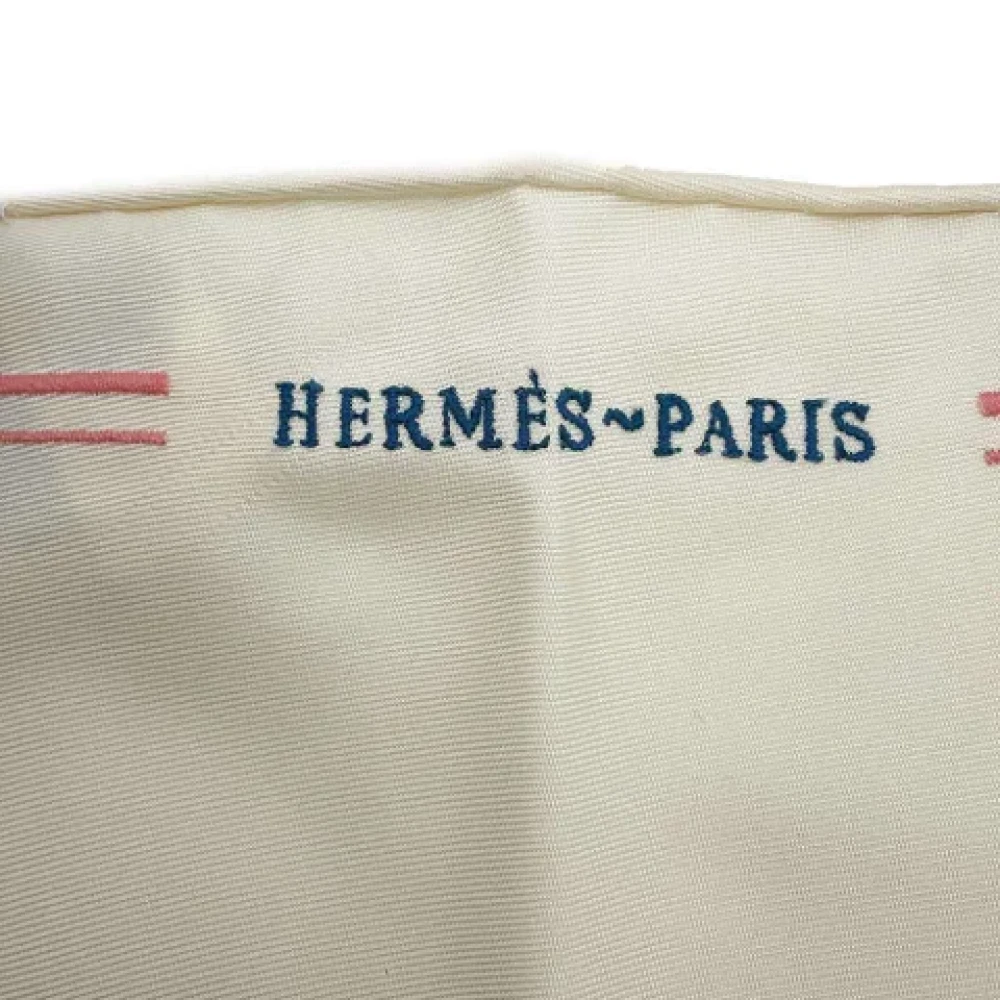 Hermès Vintage Pre-owned Silk scarves White Dames