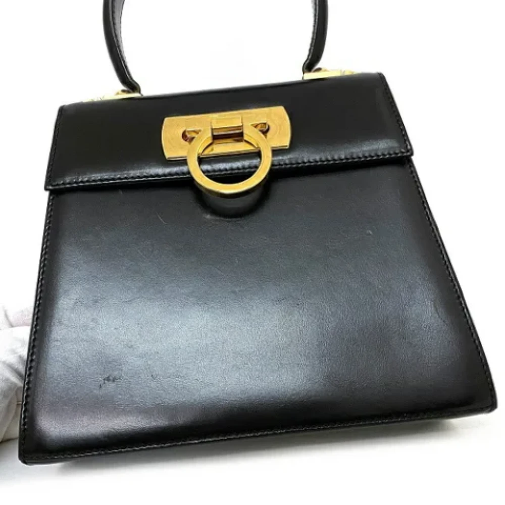Salvatore Ferragamo Pre-owned Leather handbags Black Dames