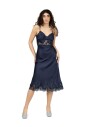robe-longue-bleue-avec-inserts-en-dentelle