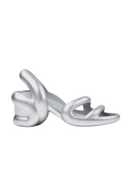 grey-leather-strap-comfort-sandals