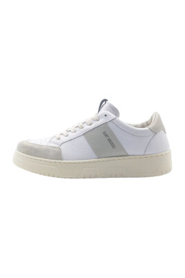 classic-white-sneakers