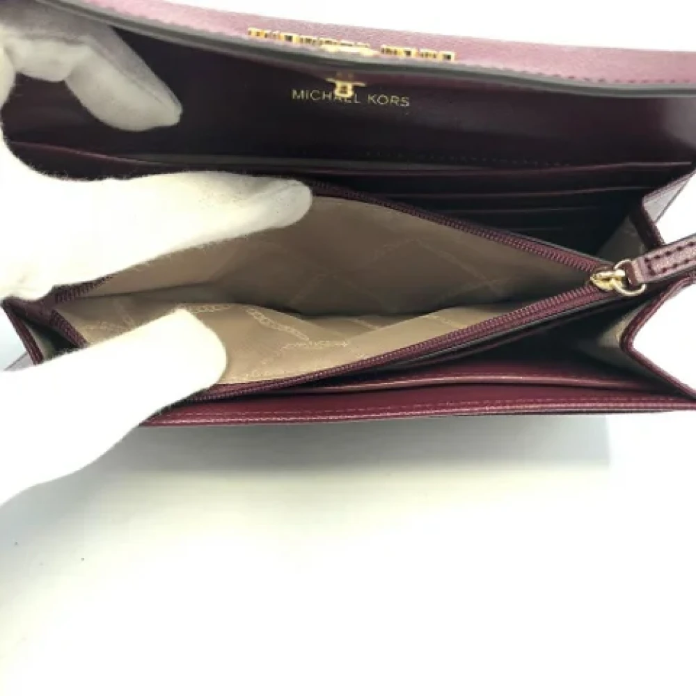 Michael Kors Pre-owned Fabric wallets Red Dames