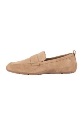 suede-loafer-sand-trail
