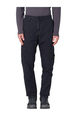 modern-cargo-pants-multiple-pockets