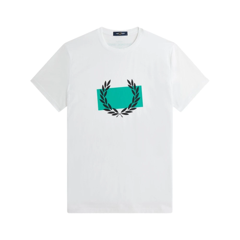 Fred Perry , T-shirt Stamped With Laurel Wreath ,White male, Sizes: L, XL, M