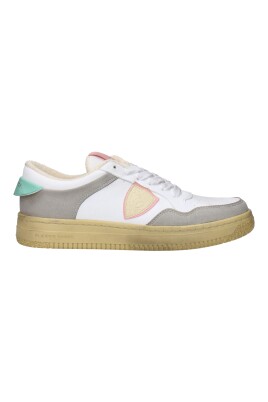 sneakers-en-cuir-blanc-sporty-glam