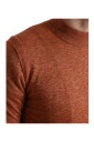 round-neck-knitwear