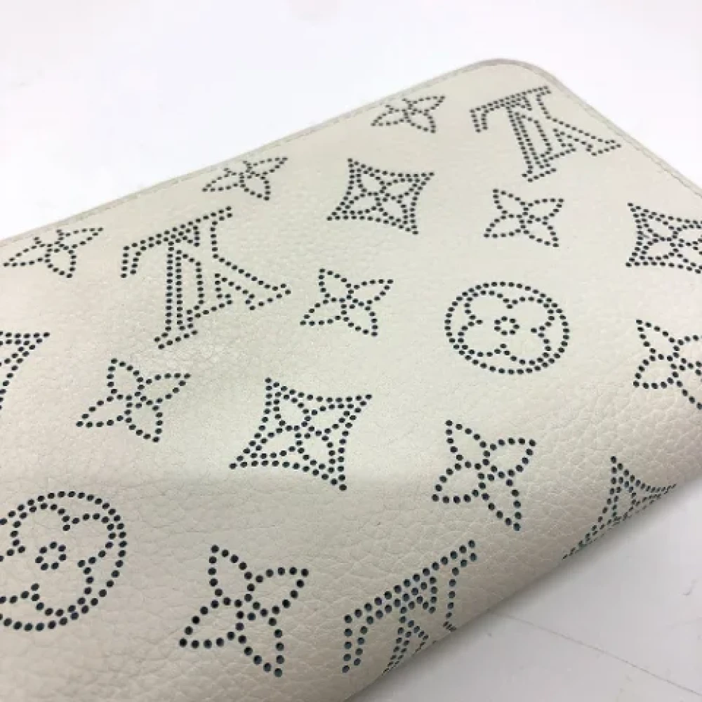 Louis Vuitton Vintage Pre-owned Fabric wallets White Dames
