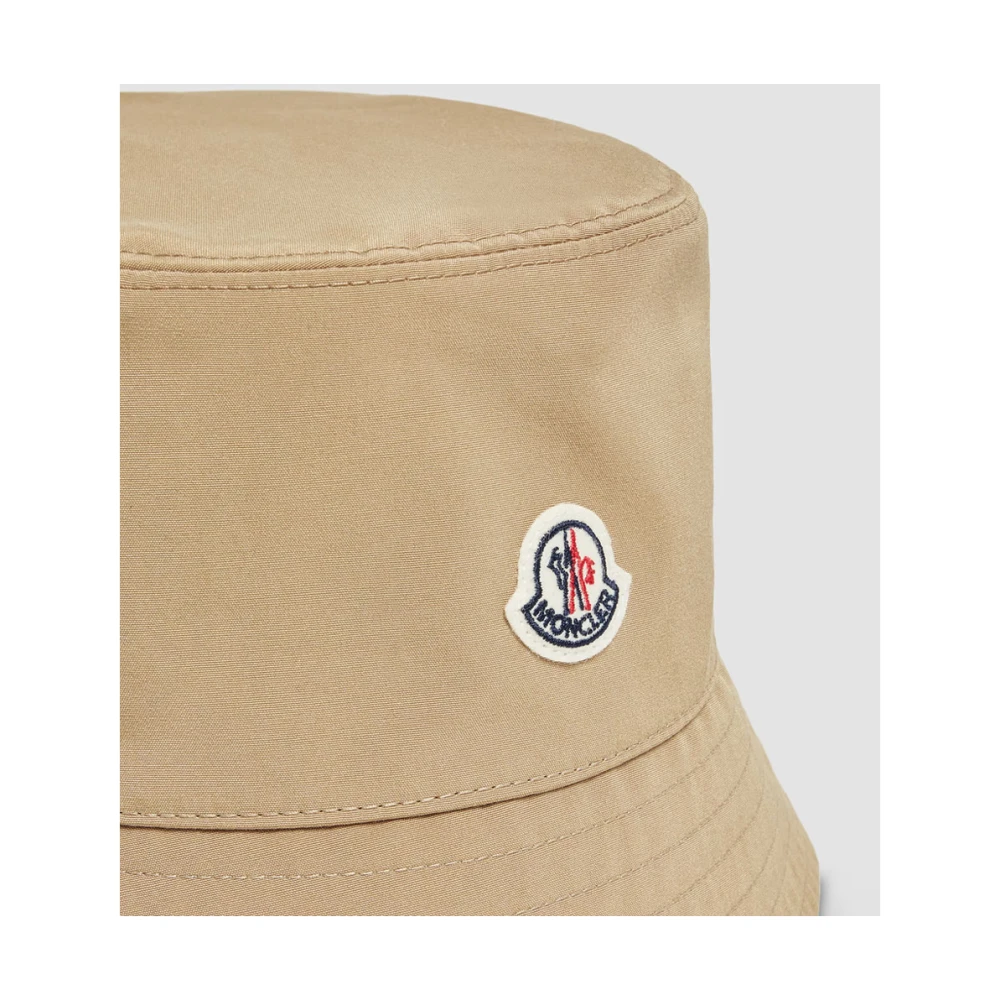 Moncler Beige bøllehoed met logodetail Brown Dames
