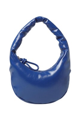 sac-a-bandouliere-en-cuir-chic