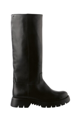 black-warm-ankle-boots-for-women