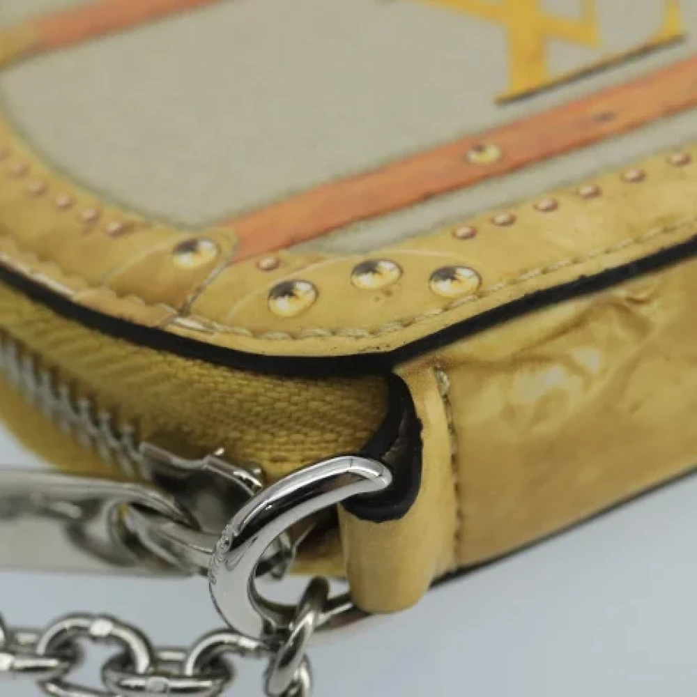 Louis Vuitton Vintage Pre-owned Leather wallets Yellow Dames