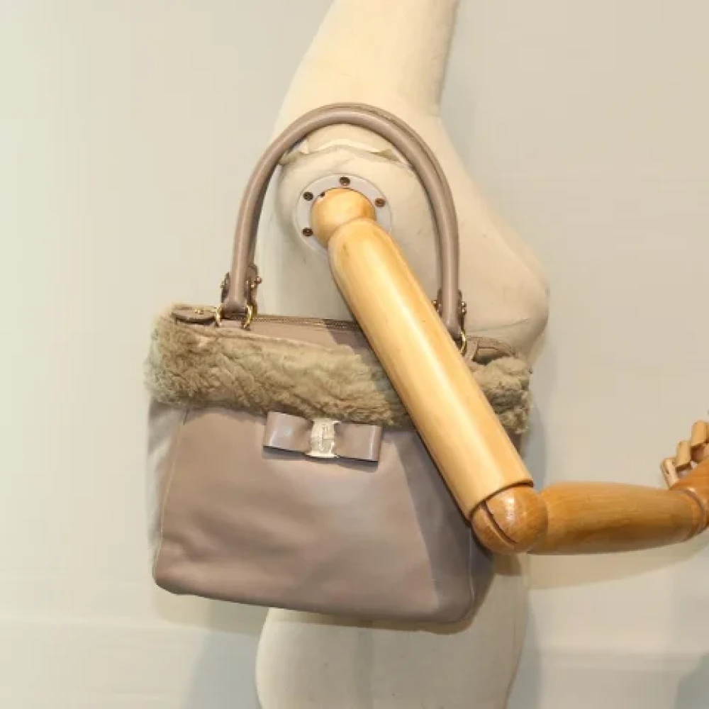 Salvatore Ferragamo Pre-owned Leather handbags Pink Dames