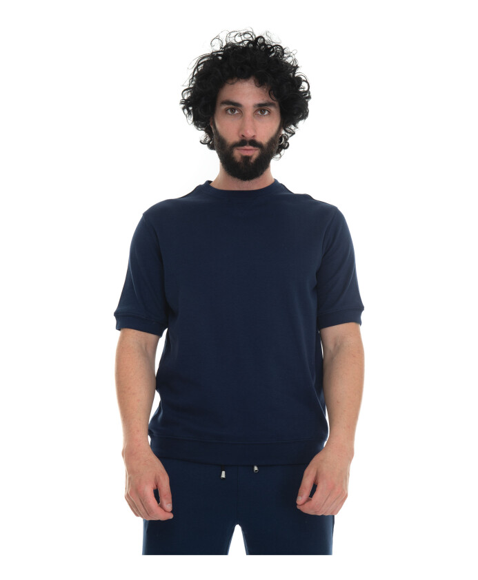 short-sleeve-crewneck-sweatshirt-jersey-fabric