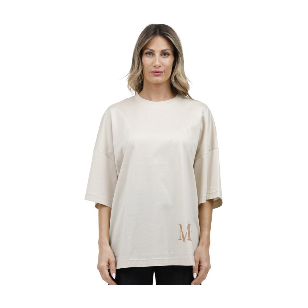 Shop fashion from Max Mara