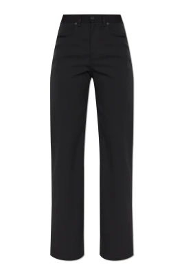 Utställda jeans