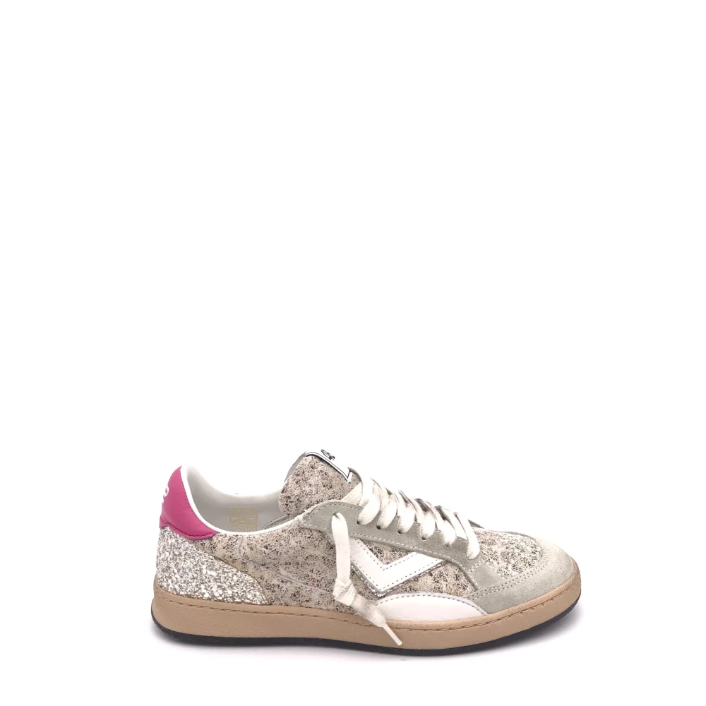 4B12 Play New D2002 Sneaker Dames Schoenen Beige